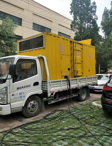 凤城发电车出租-柴油发电机组排烟系统设计要求及其考虑因素