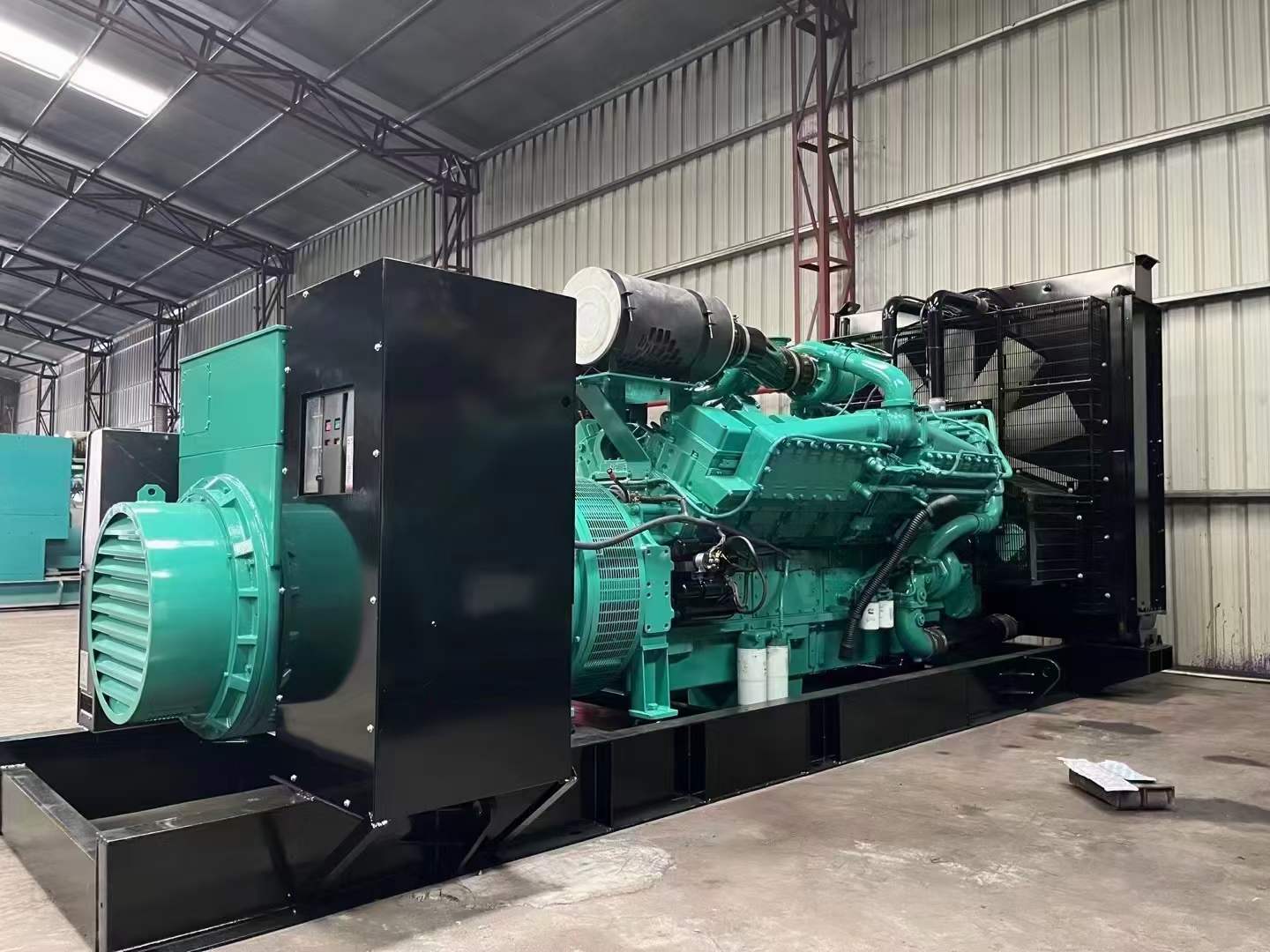 凤城如何降低 800kW 柴油发电机输出电流的波动？