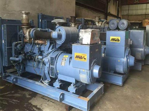 凤城不同品牌的柴油发电机组冷却液可以混用吗？