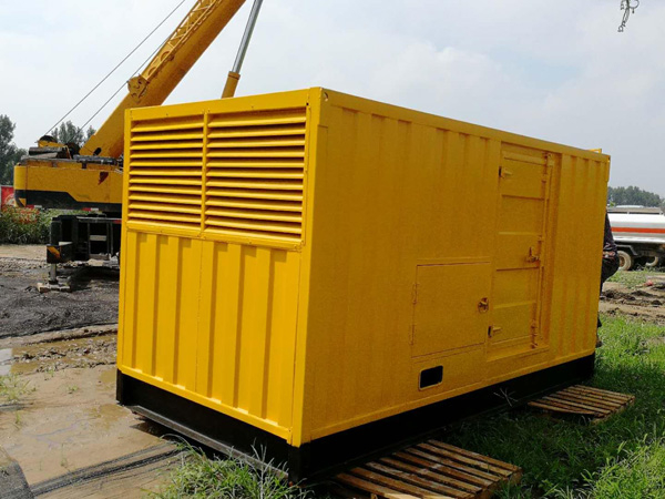 凤城100kW柴油发电机组在什么情况下需要更换机油？