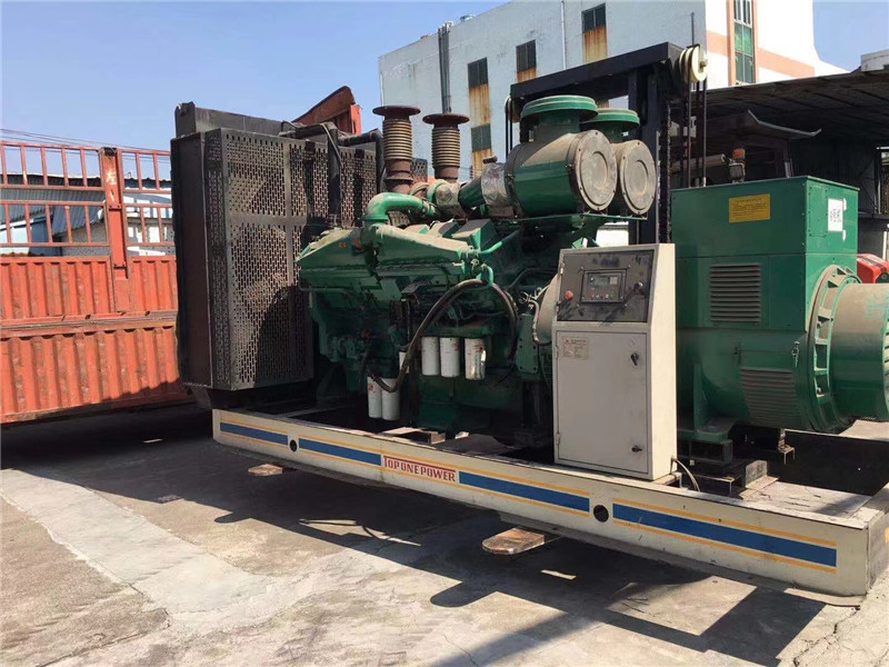 凤城如何判断柴油发电机组的机油温度是否达到了合适的预热温度？